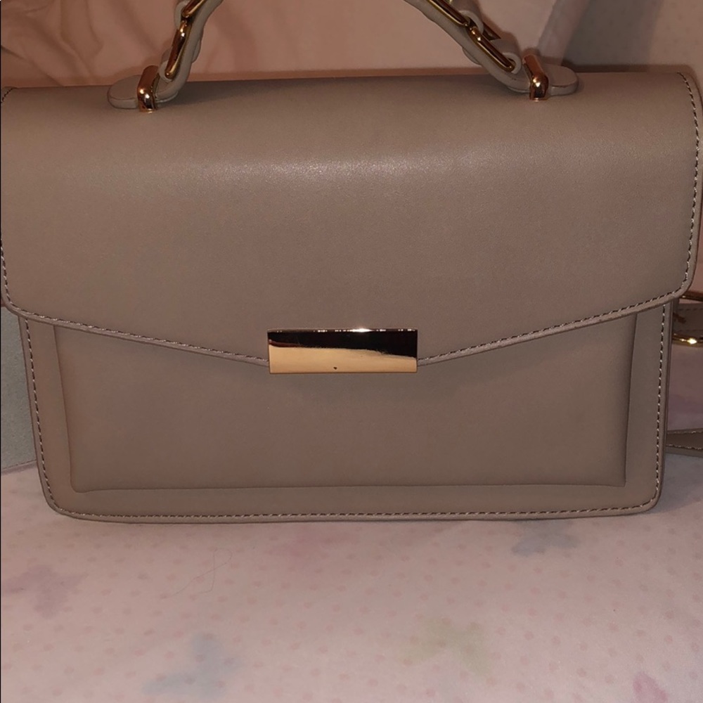 Women’s handbag